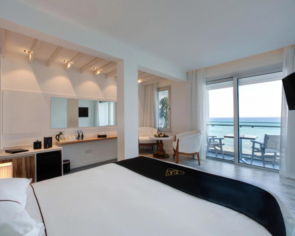 фото The Ciao Stelio Deluxe Hotel - Adults Only