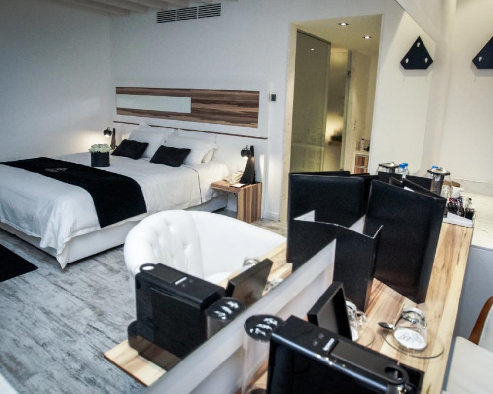 фото The Ciao Stelio Deluxe Hotel - Adults Only