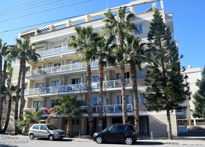 Pelides Apartments