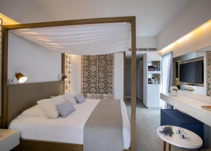 Lordos Beach Hotel & Spa
