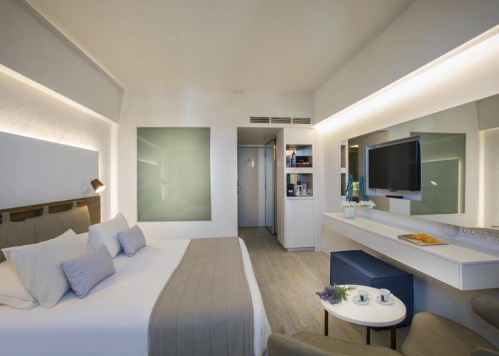 Lordos Beach Hotel & Spa