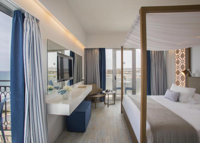Lordos Beach Hotel & Spa