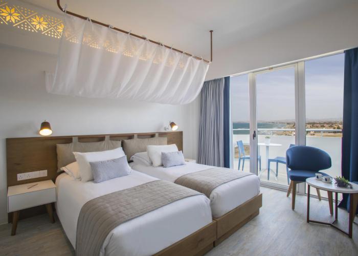 Lordos Beach Hotel & Spa