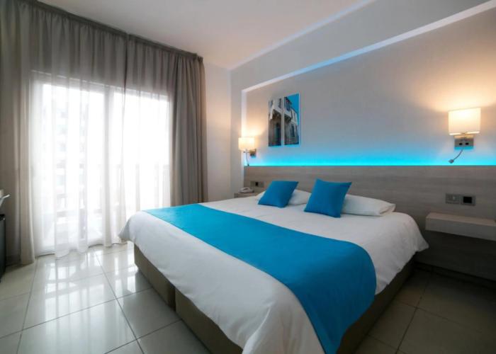 Les Palmiers Beach Hotel