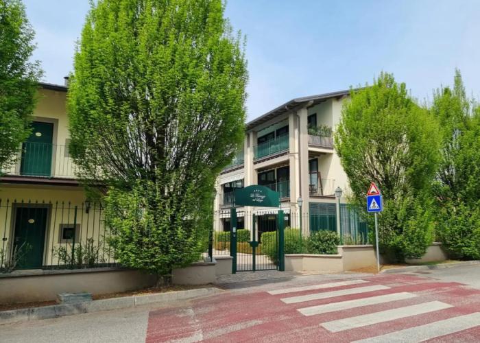 Le Terrazze Sul Lago Residence & Hotel