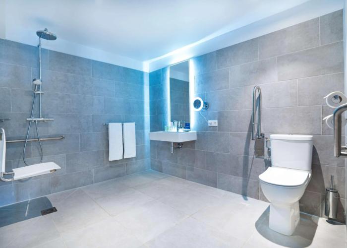 DoubleTree by Hilton Noumea Ilot Maitre Resort