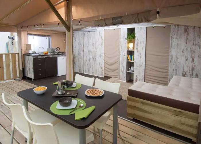 Camping Free Beach
