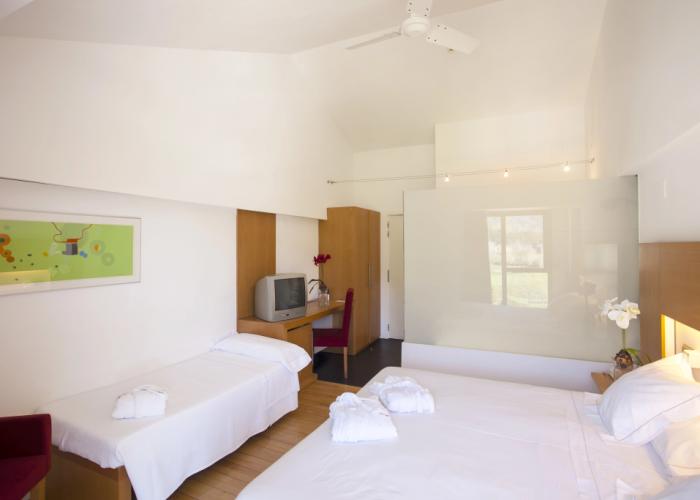 Tierra De Biescas Hotel