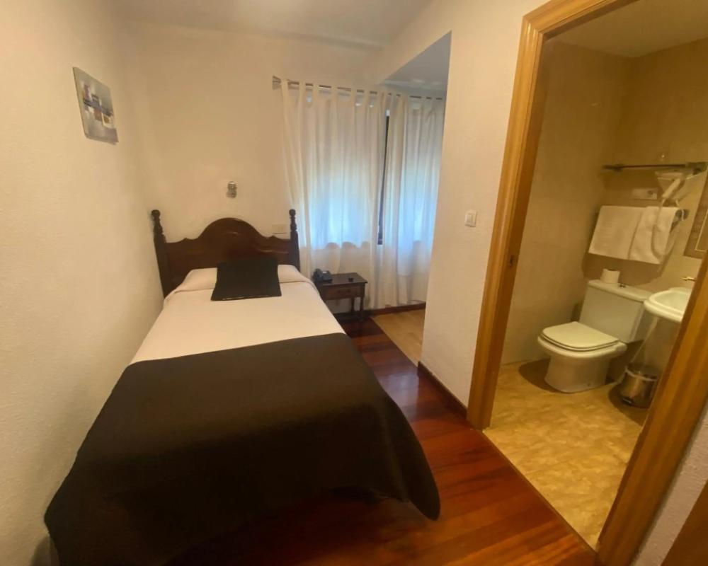 фото Hotel La Rambla