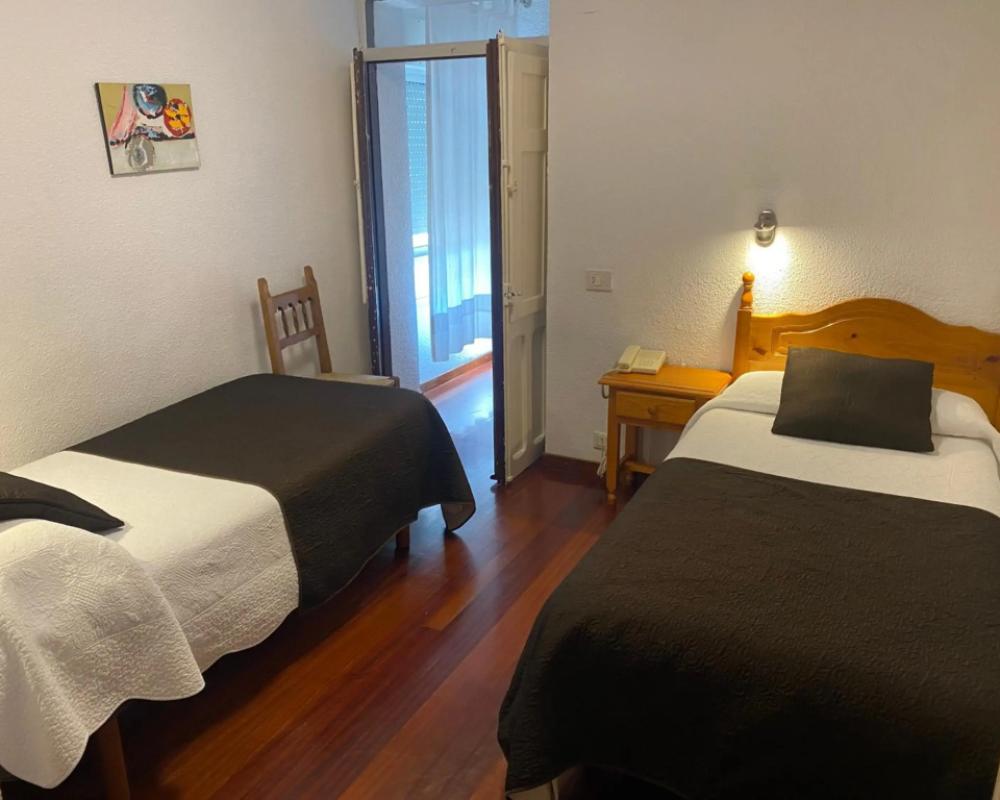 фото Hotel La Rambla
