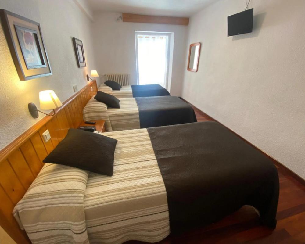 фото Hotel La Rambla
