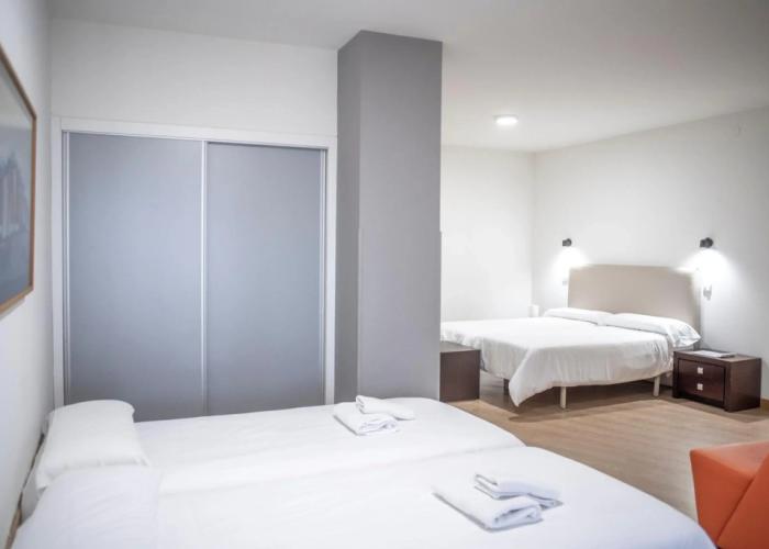 Hotel Montanes