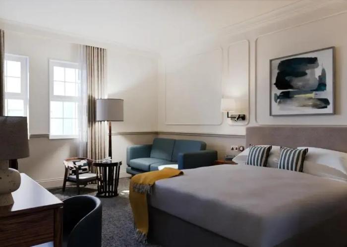 White Horses by Everly Hotels Collection