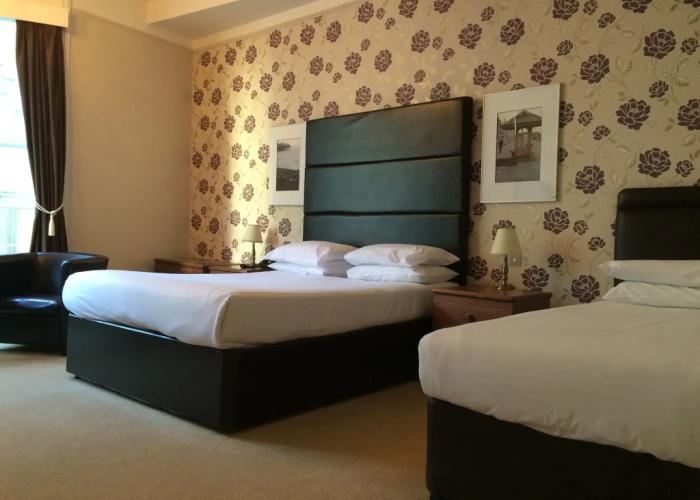 Queens Hotel