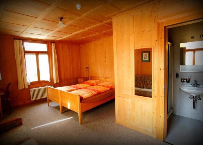 FLÜHLI Hotel Kurhaus