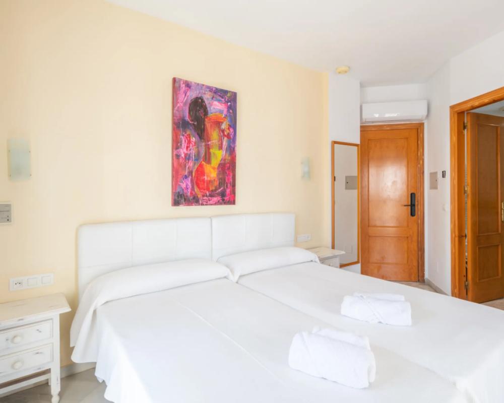 фото Hotel Playamaro