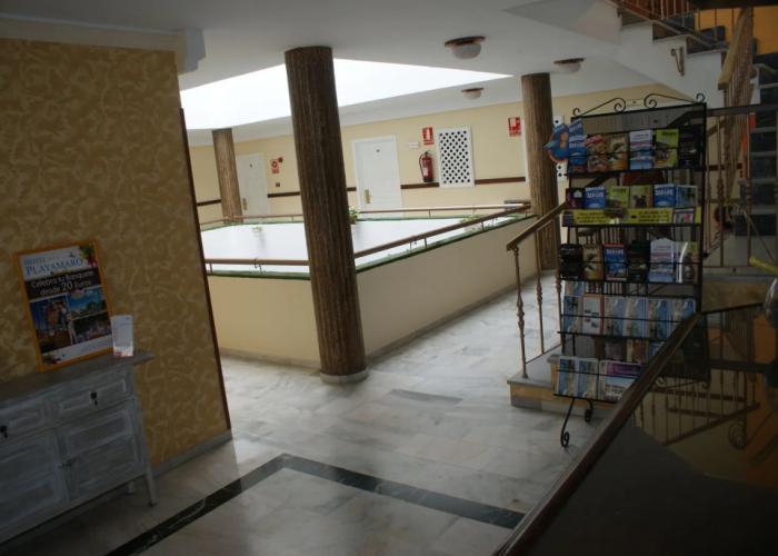 Hotel Playamaro