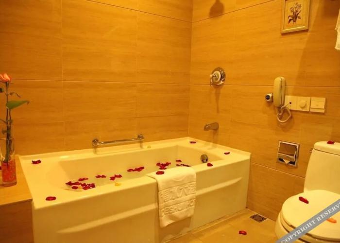 Yudeshui Hotel