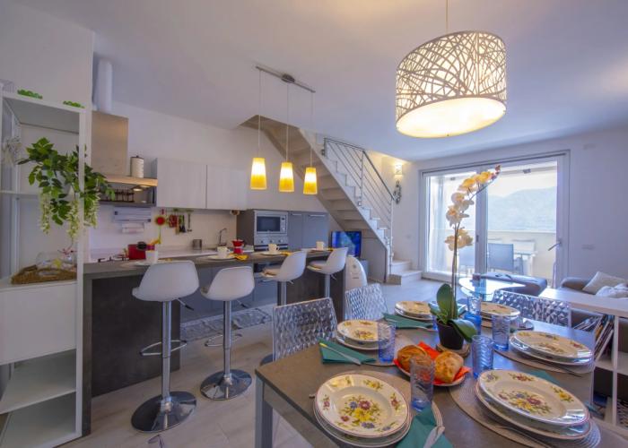 Como Lake Modern apartment Ulivi