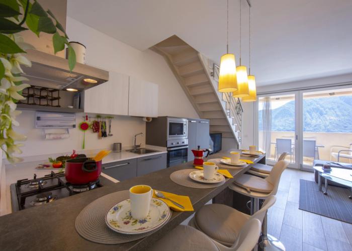 Como Lake Modern apartment Ulivi
