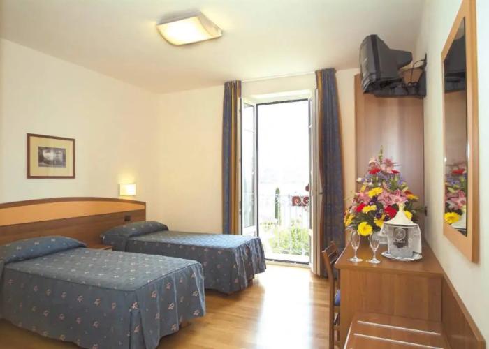 Hotel Lario
