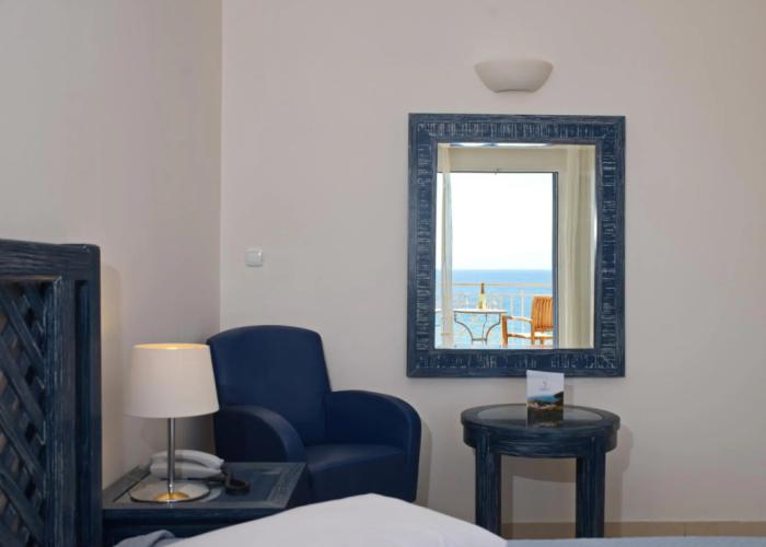 Alonissos Beach Bungalows & Suites Hotel