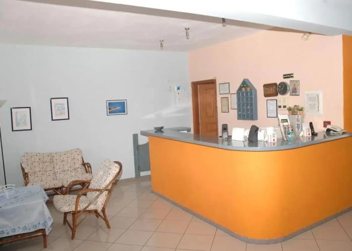 Agnanti Hotel