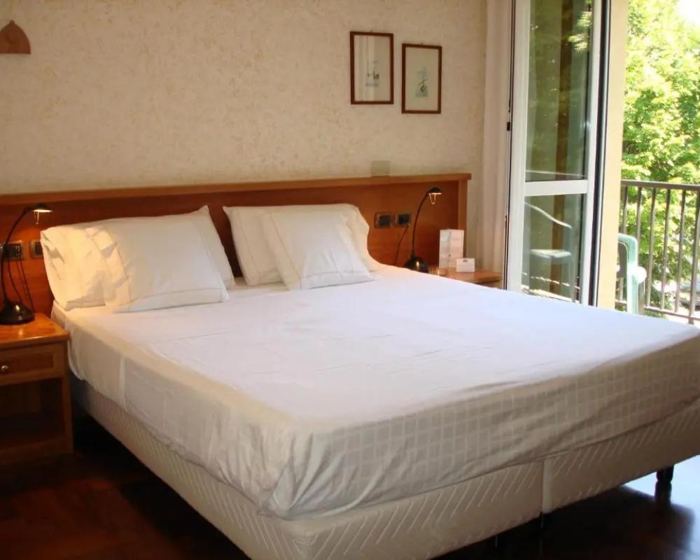 фото Ariston