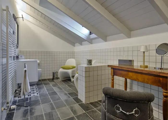Giarvino Guest House