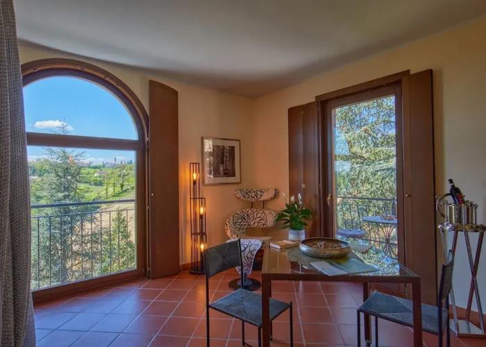 Giarvino Guest House