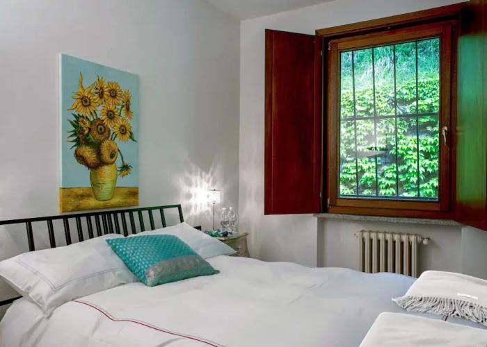 Giarvino Guest House