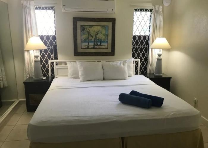 Coconut Court Beach Hotel