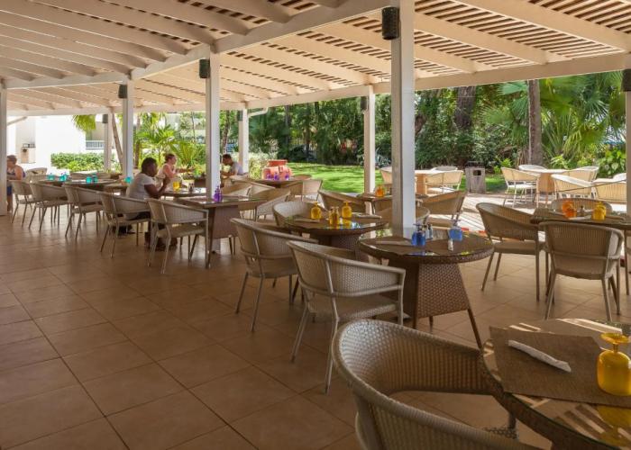 Savannah Beach Club Hotel
