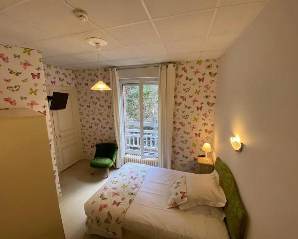 BRIT HOTEL & SPA Le Roc au Chien