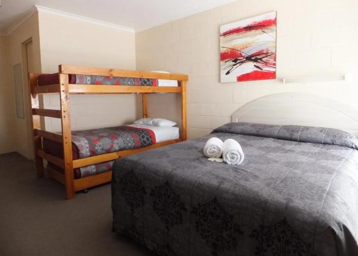 Nagambie Caravan Park & Motel