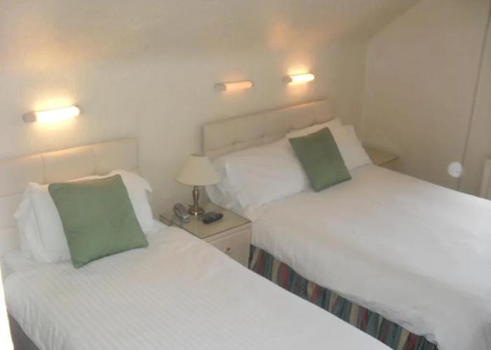 Pine Lodge Hotel & Restaurant Mansfield
