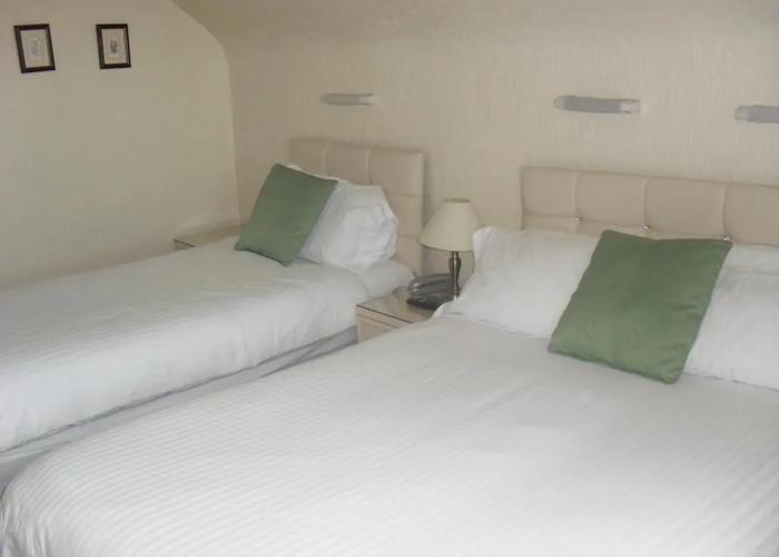 Pine Lodge Hotel & Restaurant Mansfield