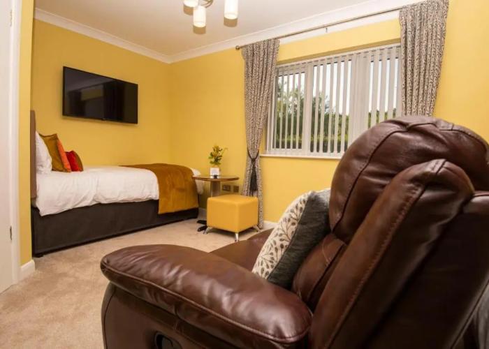 Bridleways Guest House & Holiday Homes