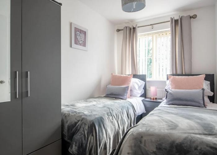 Apartment No 10