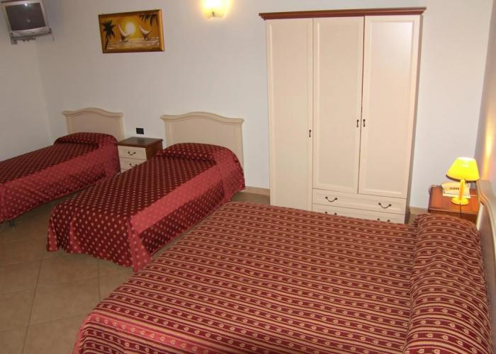 Genius Hotel