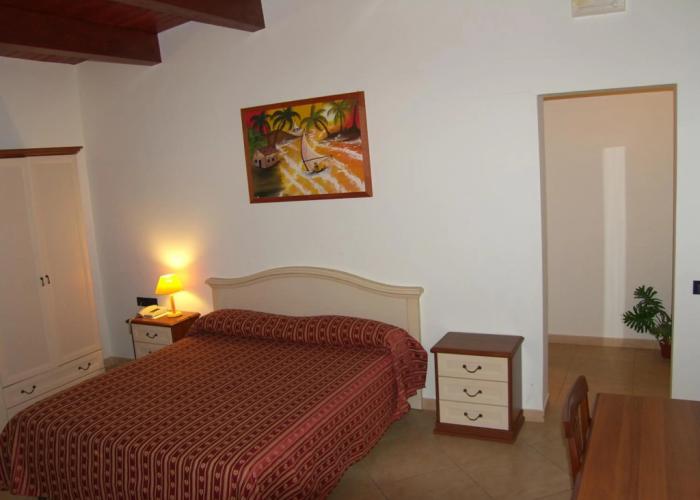 Genius Hotel