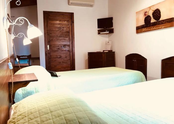 Albergo Tripoli - Guest House