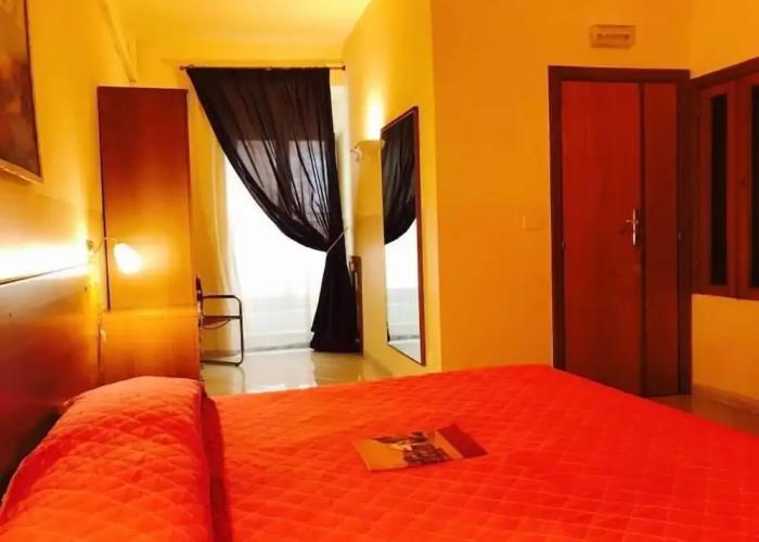 Room Economy