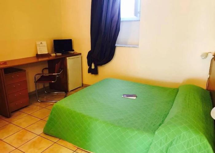 Room Economy