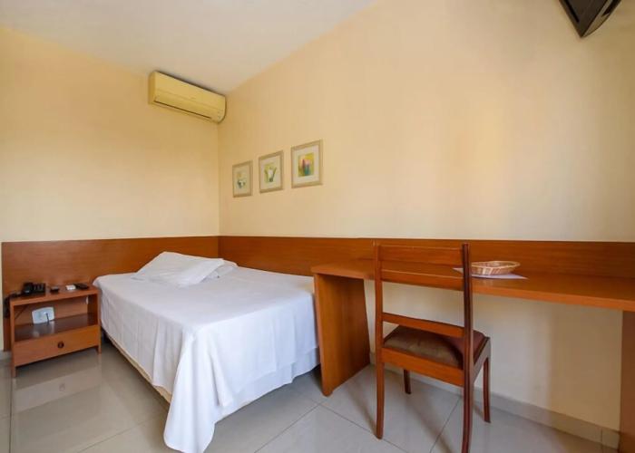 Plaza Suite Hotel