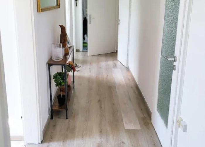 DG Rechts 40m 2-Zimmer Wohnung