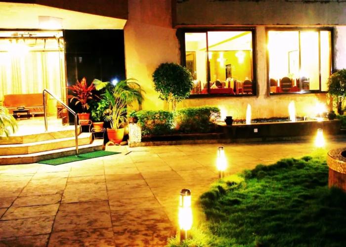 Hotel Gopika International