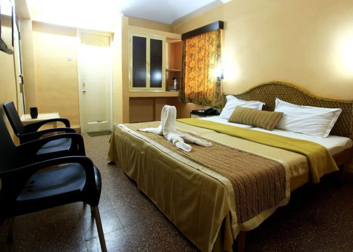 Hotel Gopika International