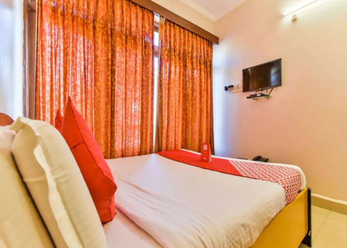 Oyo 2863 Hotel 4 Pillar's