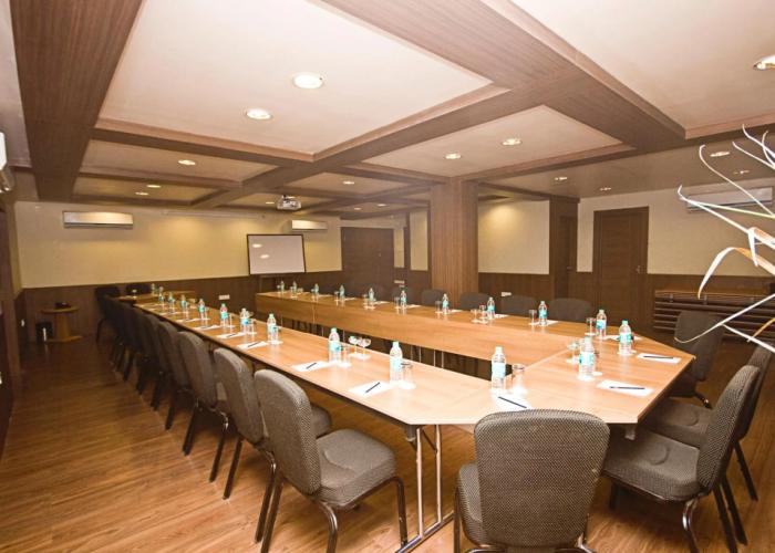 Sandalwood Hotel & Retreat